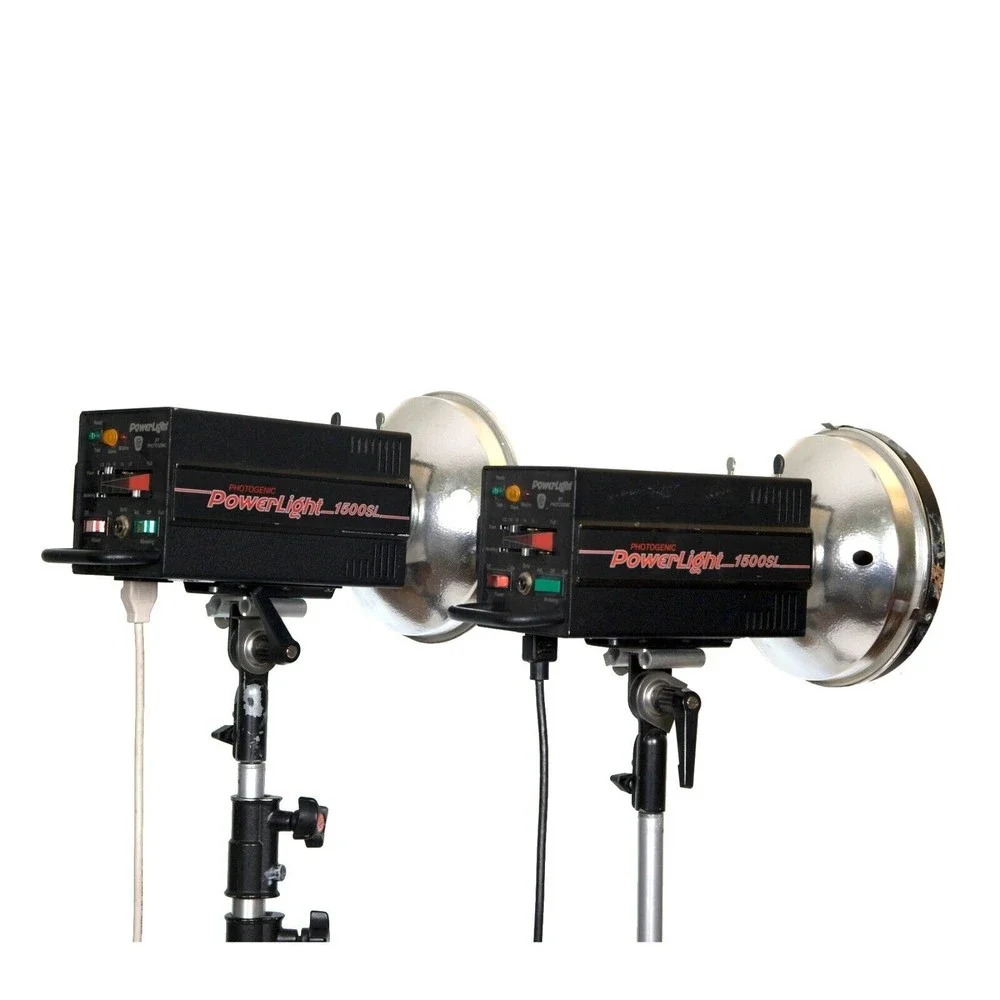 Two Photogenic 1500 Flash Power Packs Two soft boxes lighting kit Three Grids